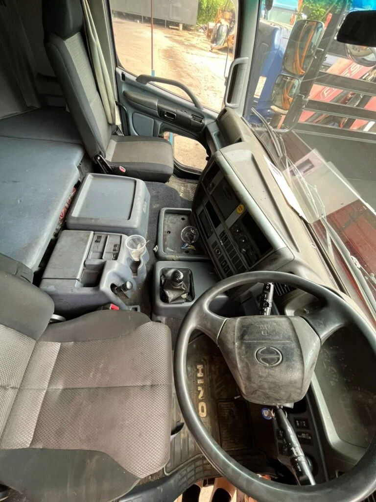 Hino 700 FW1E Self Loader