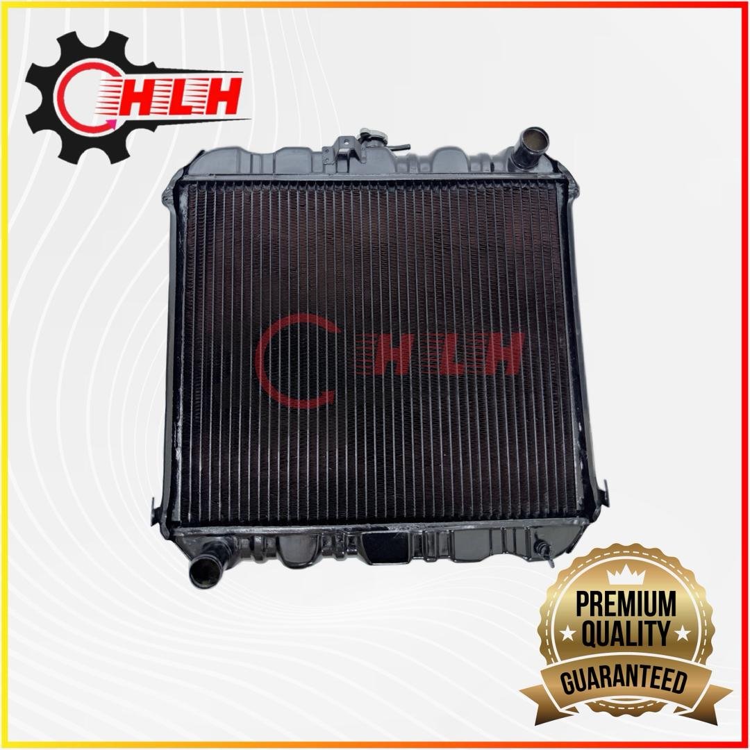 Toyota Dyna Daihatsu Delta DV99 DV116 14B Radiator (3 Layer, Copper) product photo