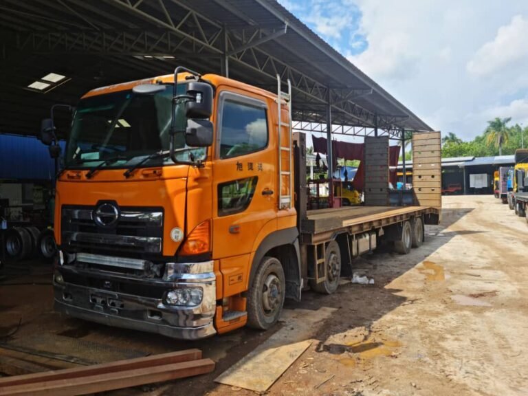 Rebuild / Hino FW1E / E13C / 31ft
